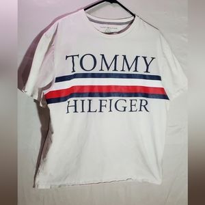 Tommy Hilfiger graphic tee XL